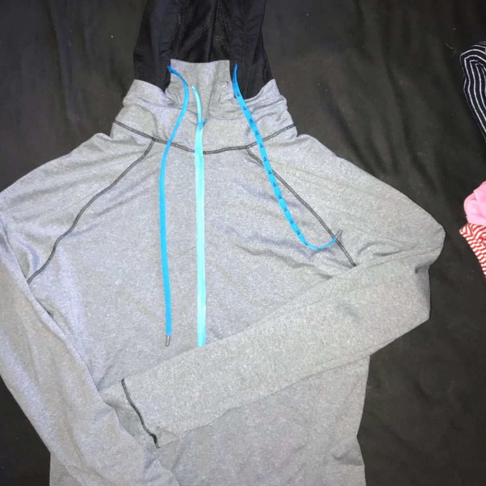 Athletic sweater